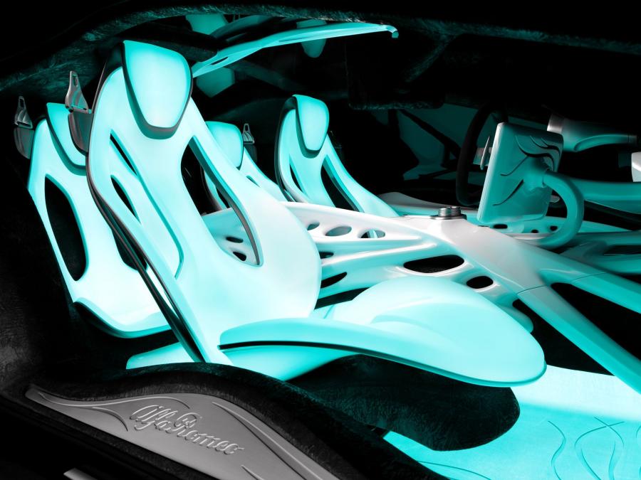 Интерьер Alfa Romeo Pandion Concept 2010 года  (фото 7 из 16)
